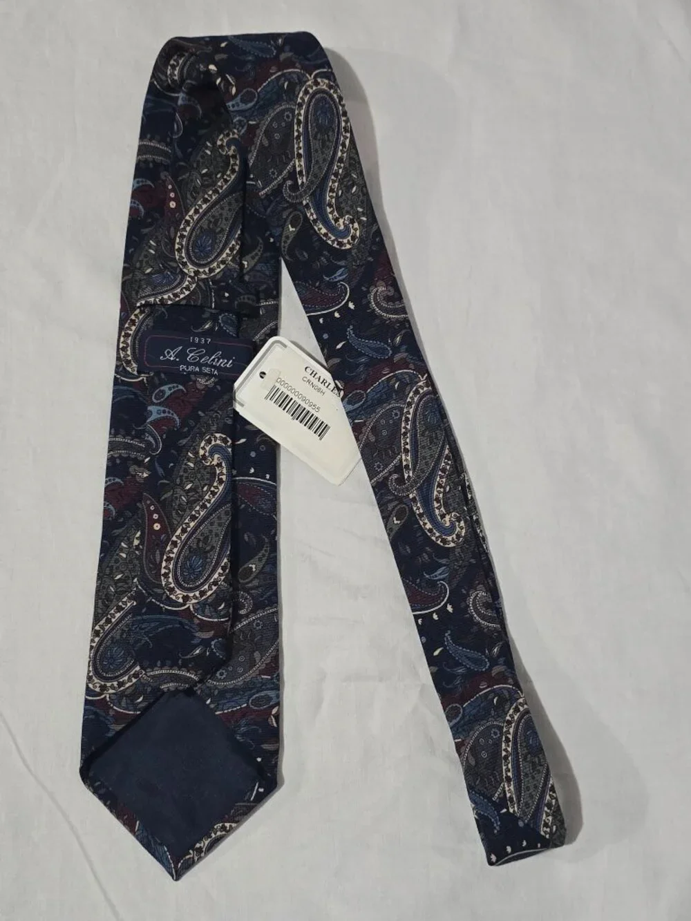 NWT - A, Celini Made in Italy 100% Silk Necktie - Blue Paisly